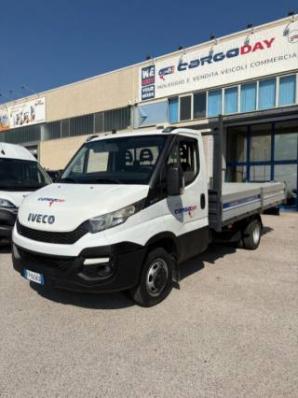 usato IVECO Daily