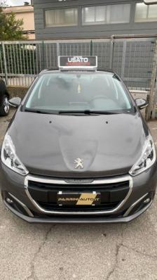 usato PEUGEOT 208