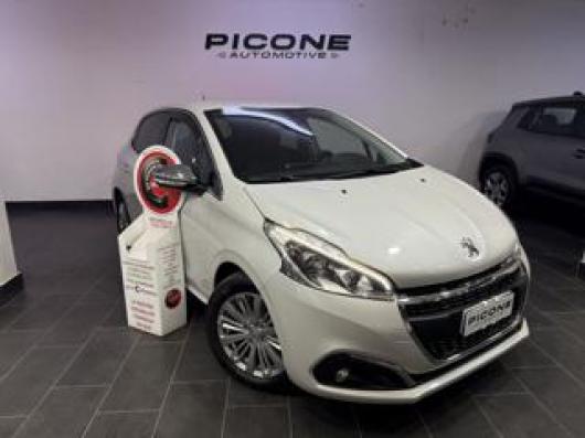 usato PEUGEOT 208