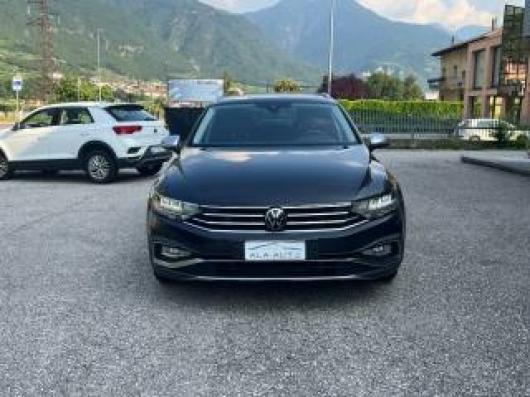 usato VOLKSWAGEN Passat Alltrack