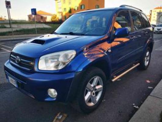 usato TOYOTA RAV 4 MY23