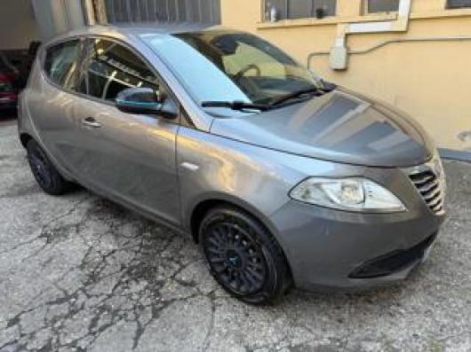 usato LANCIA Ypsilon