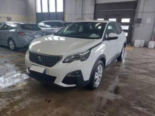 usato PEUGEOT 3008