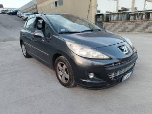 usato PEUGEOT 207