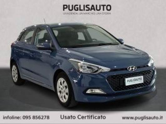 i20