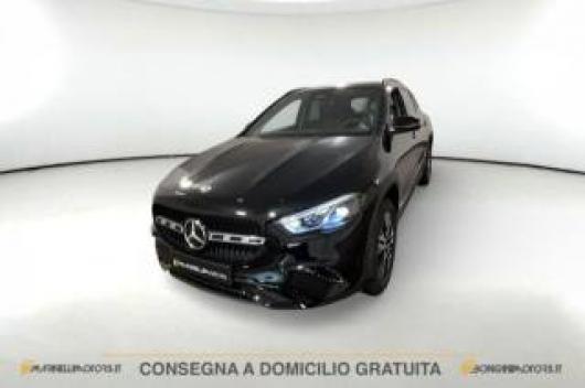 Km 0 MERCEDES GLA 200