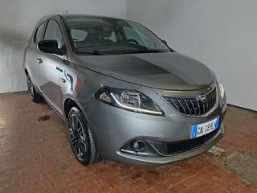 usato LANCIA Ypsilon