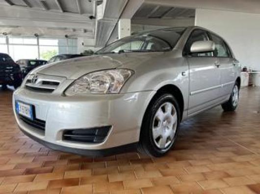 usato TOYOTA Corolla