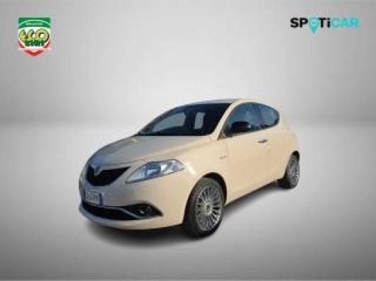 usato LANCIA Ypsilon