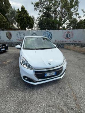 usato PEUGEOT 208
