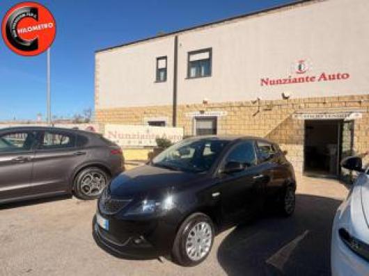 usato LANCIA Ypsilon