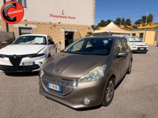 usato PEUGEOT 208