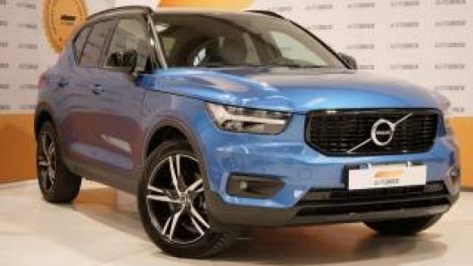 usato VOLVO XC40