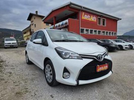 usato TOYOTA Yaris