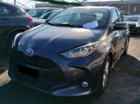 usato TOYOTA Yaris