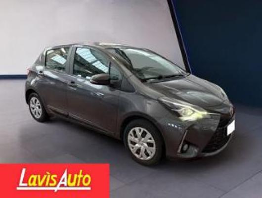 usato TOYOTA Yaris
