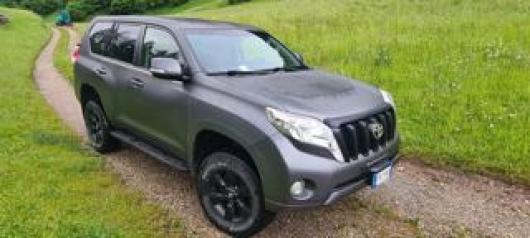 usato TOYOTA Land Cruiser