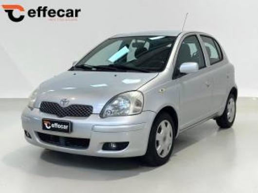 usato TOYOTA Yaris