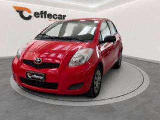 usato TOYOTA Yaris