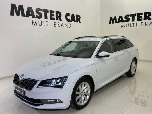 usato SKODA Superb