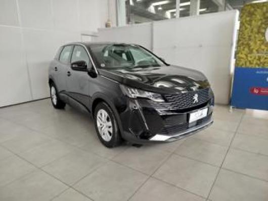usato PEUGEOT 3008