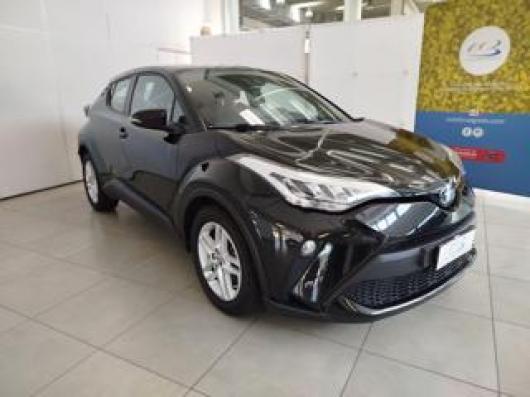usato TOYOTA C HR