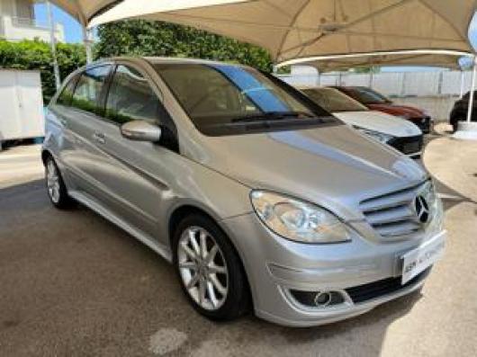 usato MERCEDES B 180
