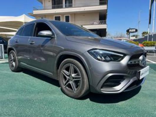 usato MERCEDES GLA 200