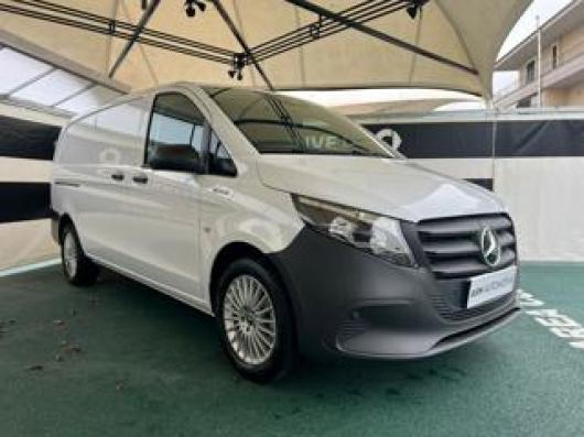 nuovo MERCEDES eVito