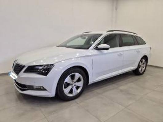 usato SKODA Superb