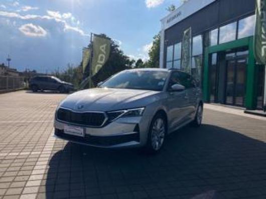 Km 0 SKODA Octavia