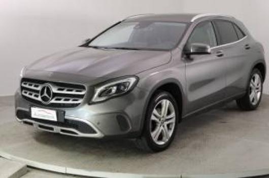 usato MERCEDES GLA 200