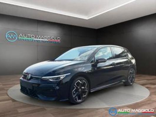 Km 0 VOLKSWAGEN Golf
