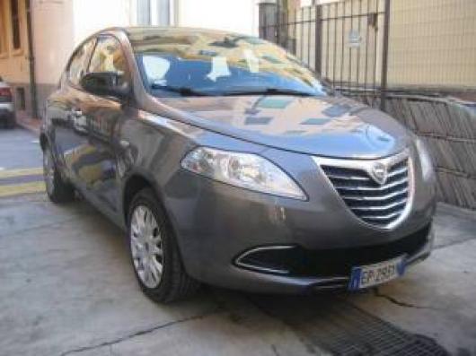 usato LANCIA Ypsilon