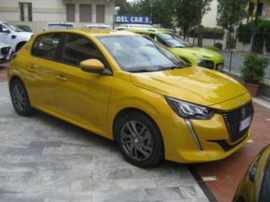 usato PEUGEOT 208