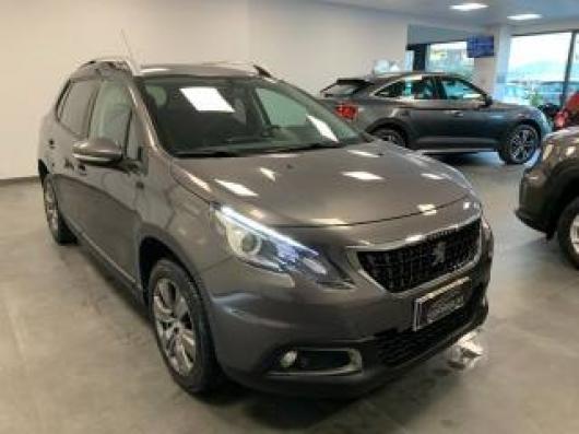 usato PEUGEOT 2008