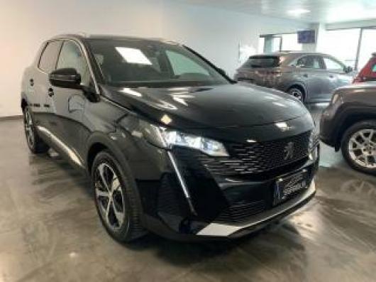 usato PEUGEOT 3008