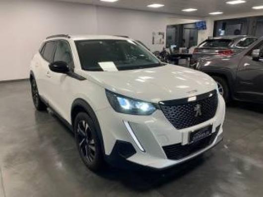 usato PEUGEOT 2008