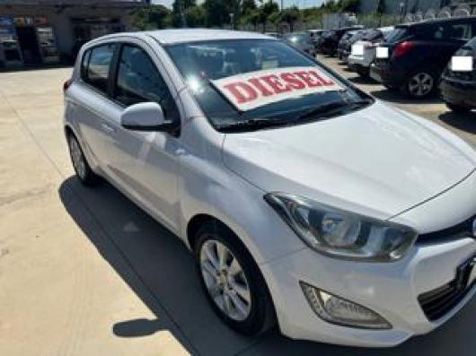 usato HYUNDAI i20