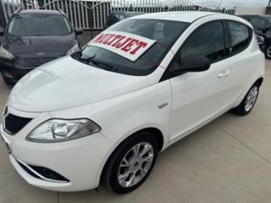 usato LANCIA Ypsilon