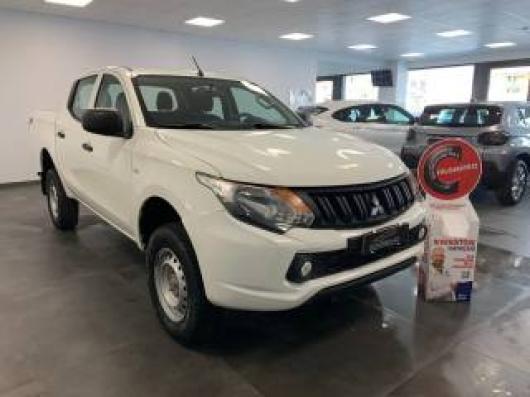 usato MITSUBISHI L200