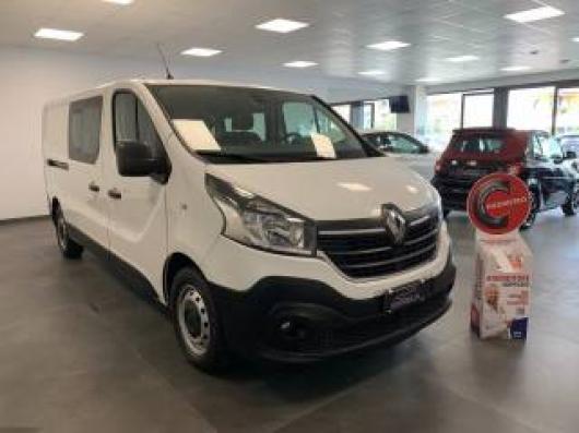 usato RENAULT Trafic