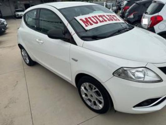 usato LANCIA Ypsilon
