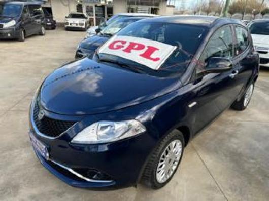 usato LANCIA Ypsilon