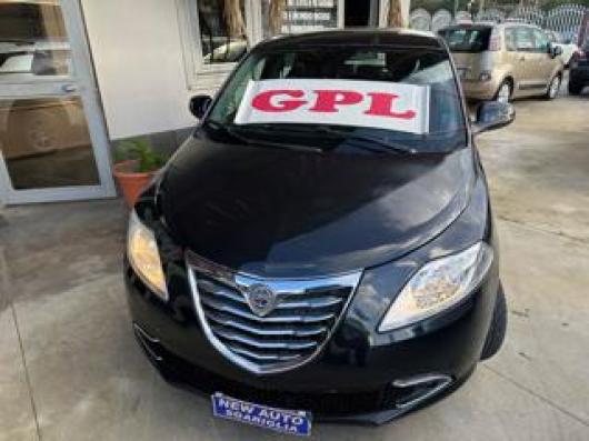 usato LANCIA Ypsilon