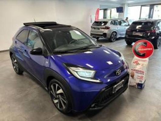 usato TOYOTA Aygo X