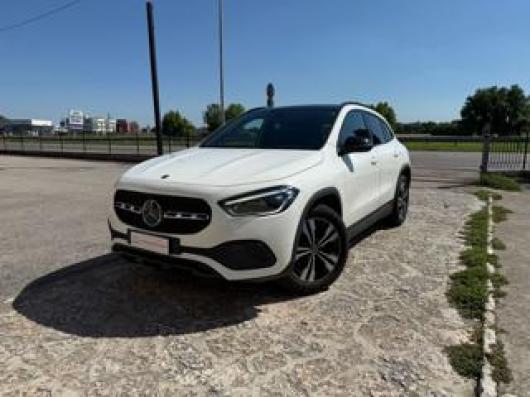 usato MERCEDES GLA 200