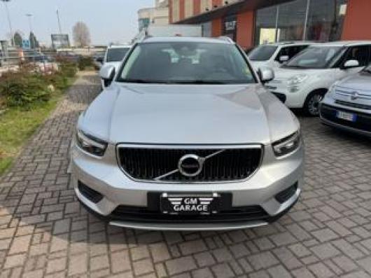 usato VOLVO XC40