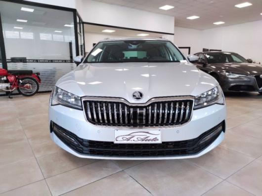 usato SKODA Superb