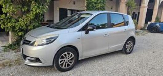usato RENAULT Scenic